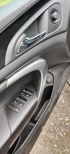 OPEL INSIGNIA SPORTS TOURER SW 2.0 CDTI 118kW (10 foto / 14)