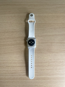 Apple watch series 3 (4 foto / 4)
