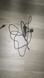 Samsung U28E590D (2 foto / 4)