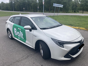 Аренда автомобилей для работы в Bolt! (2 фото из 9)