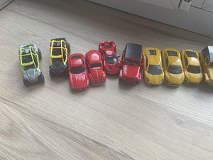 Продам машинку. (2 фото из 4)