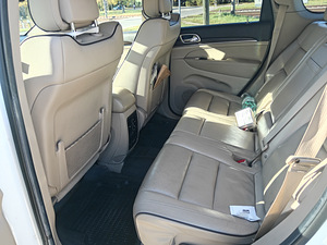 Müün autot jeep grand cherokee (11 foto / 14)