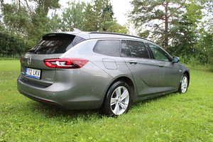 Opel Insignia 2.0 125kW (5 foto / 12)