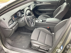 Opel Insignia 2.0 125kW (11 foto / 12)