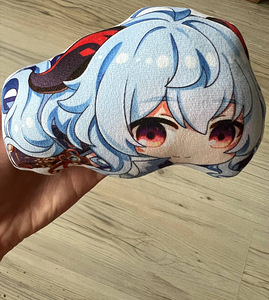 Anime ja Genshin Impacti teemalised aksessuaarid (7 foto / 10)