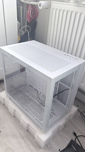 Korpus Lian Li O11 Dynamic Mini Valge (2 foto / 3)