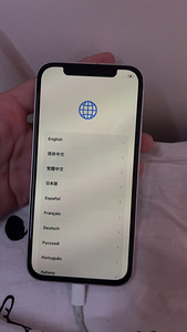 iPhone 12 (3 foto / 4)