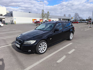 BMW E91 (2 фото из 11)