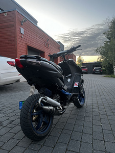 Aprilia sr50 (70) (8 foto / 9)