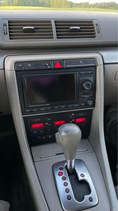 Audi A4 3.0D Quattro 2005 (7 фото из 10)