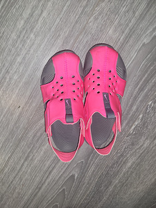 Nike (1 foto / 1)