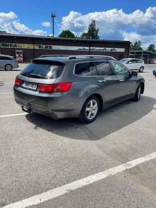 Honda accord (2 foto / 6)