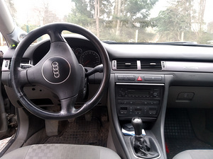 Audi A6 1.8T Quattro (6 foto / 8)