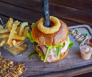 Burgeri kiosk otsib müüjat (1 foto / 1)