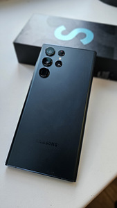 Samsung s22 ultra (2 foto / 4)