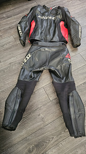 Комбинезон Dainese (3 фото из 8)