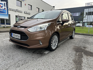 Ford B-MAX Titanium 1.0 74kW (5 foto / 12)