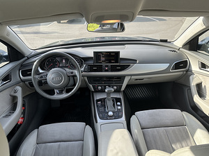 Audi A6 2.0 R4 TDI 130kW (11 foto / 11)