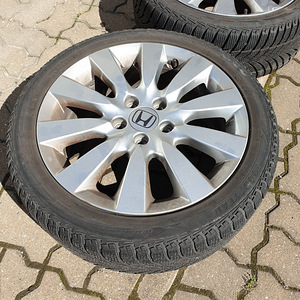 Оригинальные диски Honda 17" с ламелями (4 фото из 5)