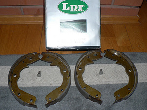 Piduriklotside komplekt, seisupidur-OPEL MONTEREY (2 foto / 3)