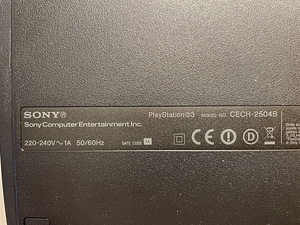 PlayStation 3 Slim (2 foto / 2)