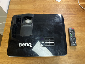 Projektor BENQ MW665 (2 foto / 4)