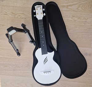 Ukulele-Cascha