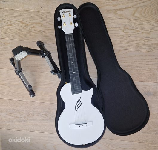 Ukulele-Cascha