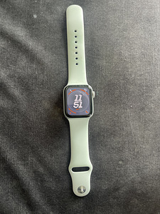 Apple watch (1 foto / 4)