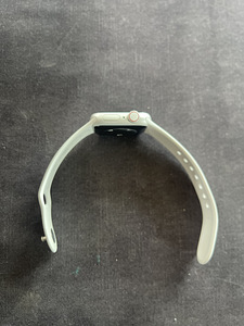 Apple watch (4 foto / 4)