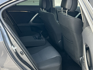 Toyota Avensis 2.0 (4 foto / 7)