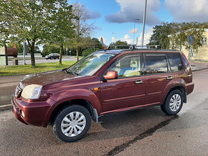 Nissan X-Trail 2.0 103kW (6 foto / 12)