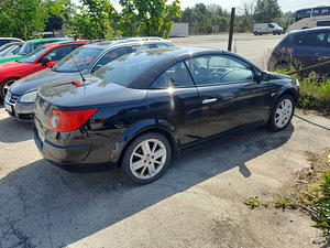 RENAULT MEGANE (3 фото из 6)