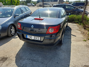 RENAULT MEGANE (4 фото из 6)