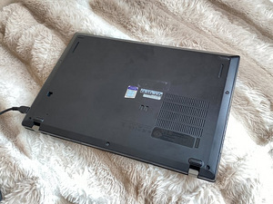 Lenovo ThinkPad A285 Ryzen 3 PRO FHD 8GB (7 foto / 7)