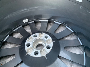 НОВЫЙ, LAND ROVER ЛИТЫЕ ДИСКИ 22X9.5, НОВАЯ ШИНА И ДАТЧИК (4 фото из 4)