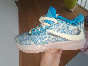 LEBRON XX ASW (9 foto / 10)