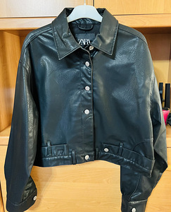Куртка кожаная ZARA