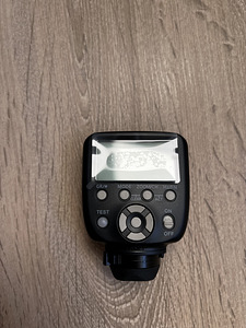 Välk Yongnuo YN560 IV + sünkronisaator YN560-TX II Canonile (3 foto / 3)