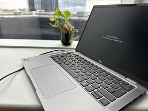 UUS! DELL Latitude 7450 High-Performance Business Laptop (1 foto / 3)