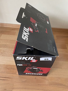 Ketassaag SKIL 3571 + aku 4Ah + laadija (7 foto / 9)