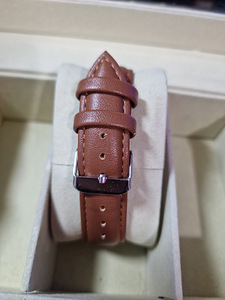 Наручные часы (3 фото из 3)