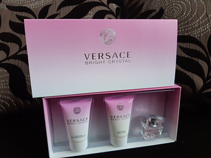 Versace Bright Crystal minikinkekomplekt