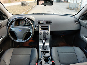 Volvo S40 2.4 (5 фото из 7)