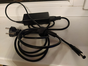 Dell type c docking station wd-15 (3 foto / 3)