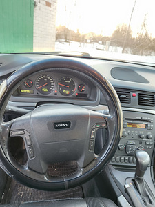 Volvo s80 2.4 td. 120kw (3 foto / 8)