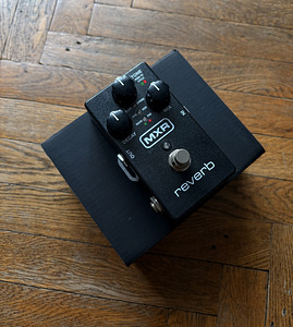 MXR M300 reverb efektipedaal (2 foto / 5)