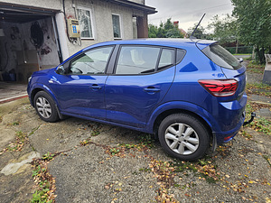 DACIA SANDERO 2023 (4 foto / 9)