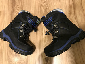 Uued Skechers,talvesaapad,28.5 (7 foto / 7)
