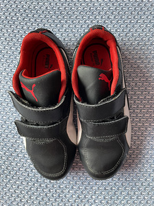 Кроссовки Puma,29 (3 фото из 4)